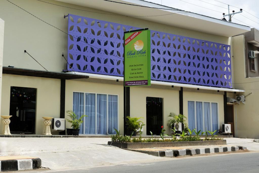 Bali Rich Villa Tuban  Buitenkant foto