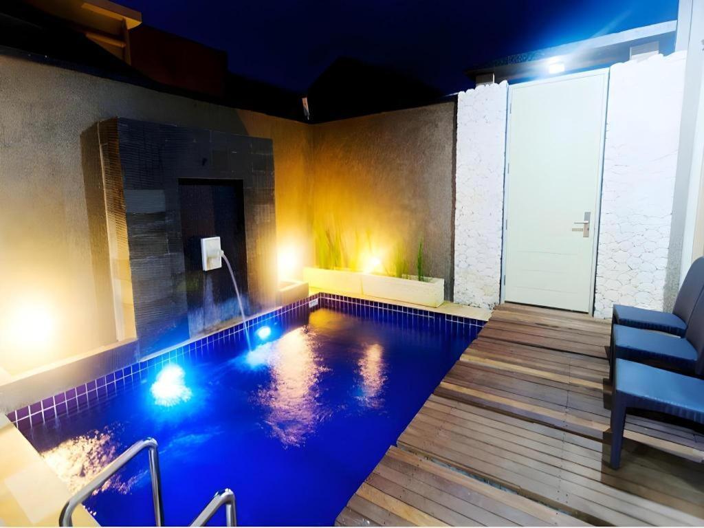 Bali Rich Villa Tuban  Buitenkant foto