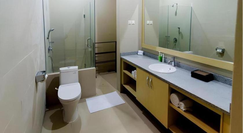 Bali Rich Villa Tuban  Buitenkant foto