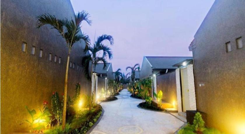 Bali Rich Villa Tuban  Buitenkant foto